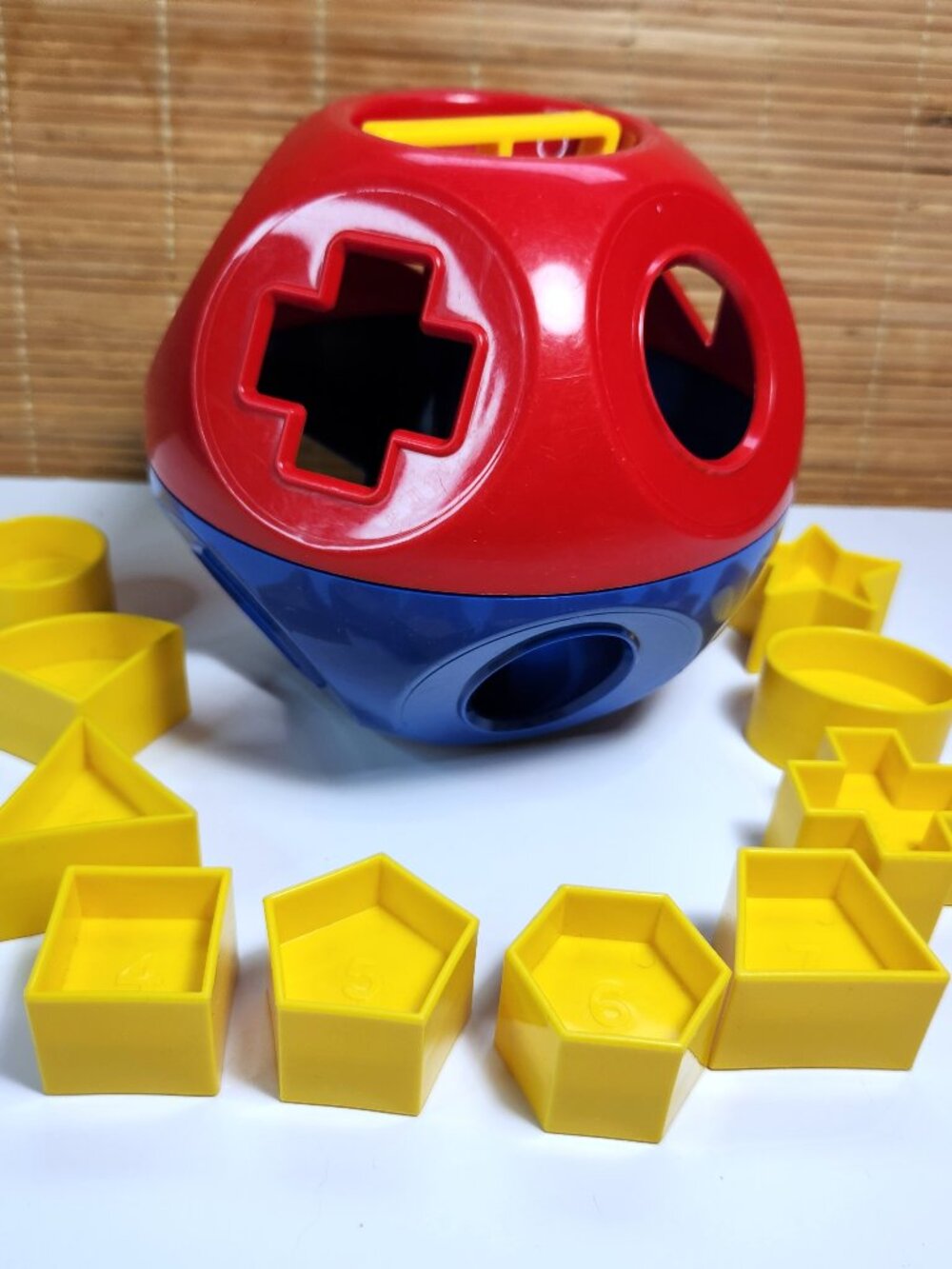 Vintage Tupperware Shape O Toy Sorter Ball Complete 10 Yellow Blocks Retro Toy